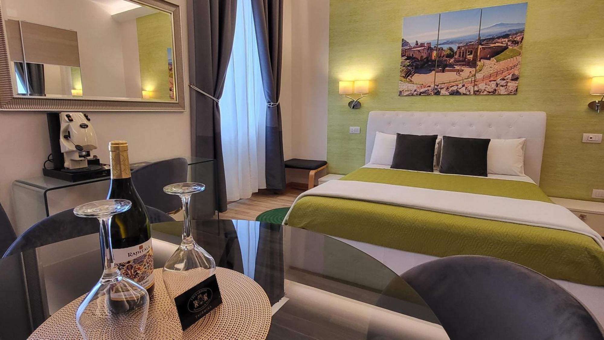 I Due Grifoni Studio Flat Таорміна Екстер'єр фото